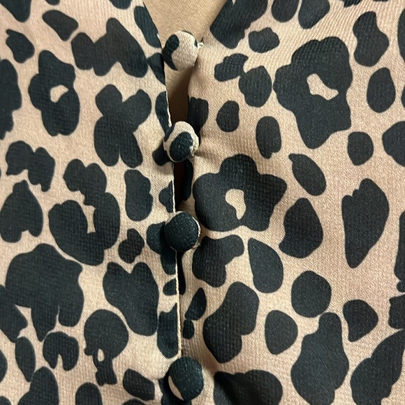 Lulu babydoll leapard print dress - Picture 3 of 6